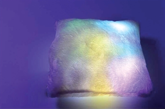 Glødende pude – Farveskiftende LED-pude