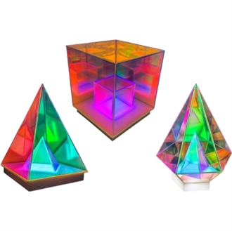 Sansekit: kubisk prisme-lys, pyramide 3D prisme-lys og diamant prisme-lys